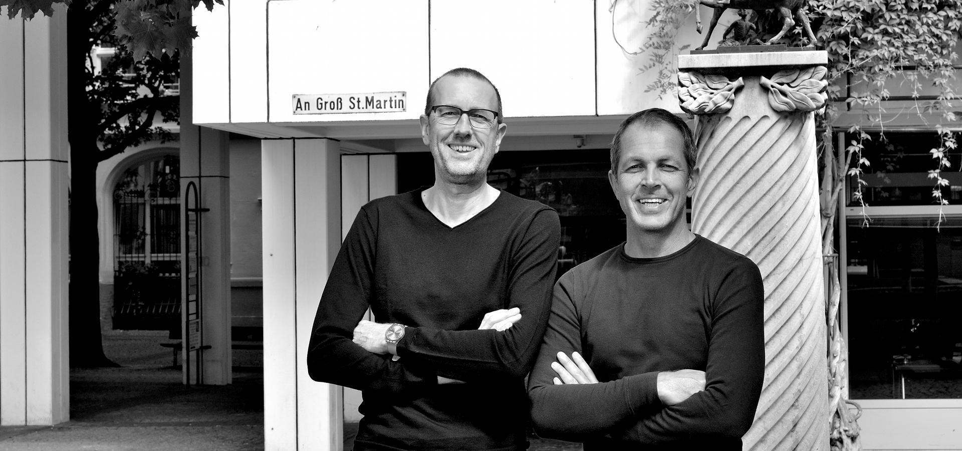 01_900x1920Startseite-Mewes-Doppelgatz